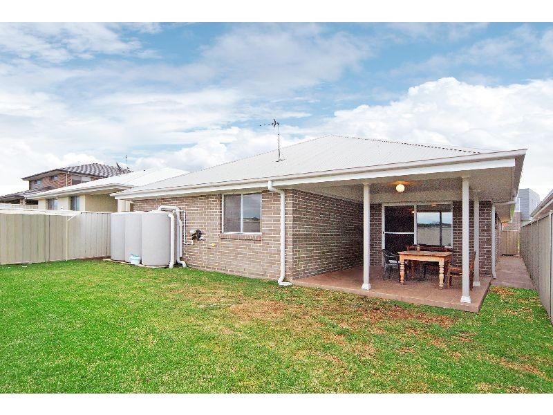 14 Sloop Avenue, Shell Cove NSW 2529