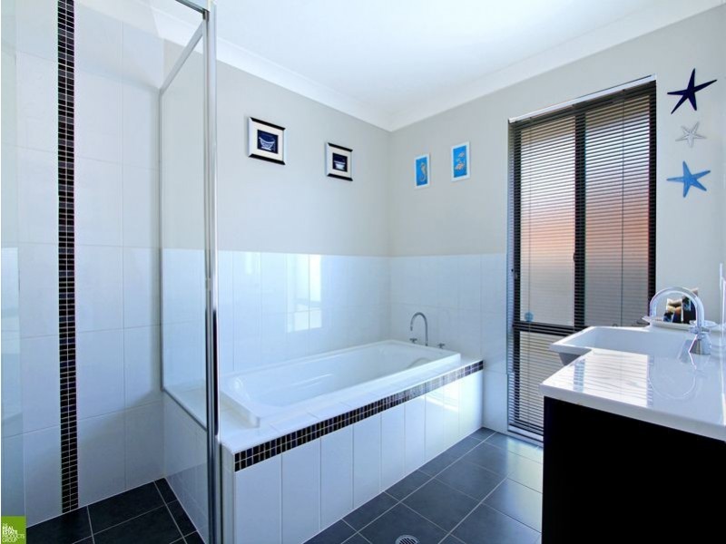 7 Huntingdale Close, Shell Cove NSW 2529