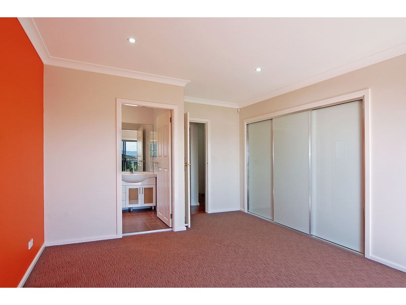 1 Knoll Drive, Shell Cove NSW 2529