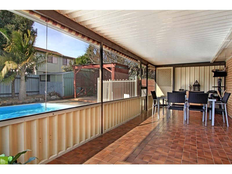 13 Goolagong Circuit, Mount Warrigal NSW 2528