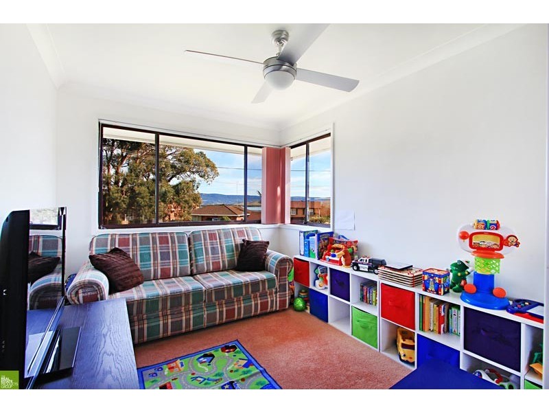 13 Goolagong Circuit, Mount Warrigal NSW 2528