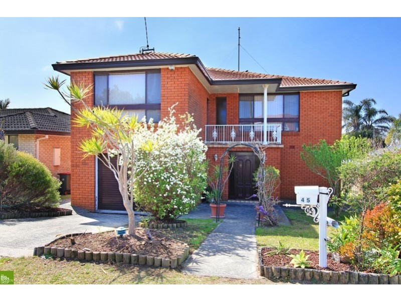 45 Phillip Crescent, Barrack Heights NSW 2528
