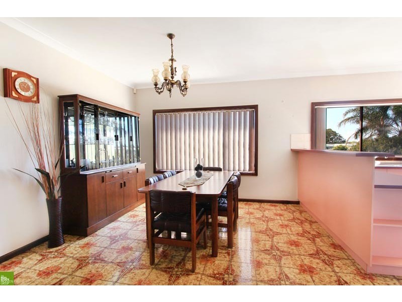45 Phillip Crescent, Barrack Heights NSW 2528