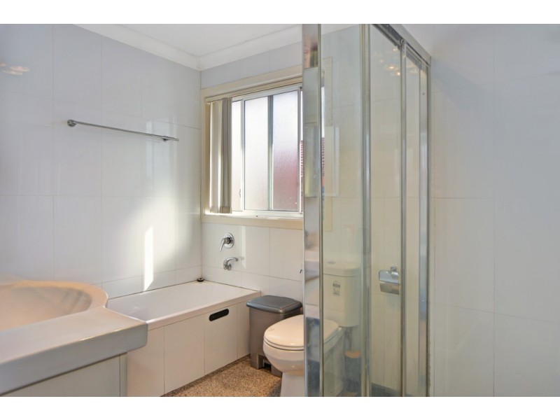 1/23 Banksia Avenue, Windang NSW 2528