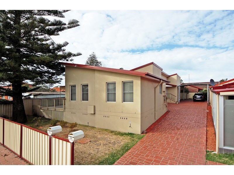 2/23 Banksia Avenue, Windang NSW 2528