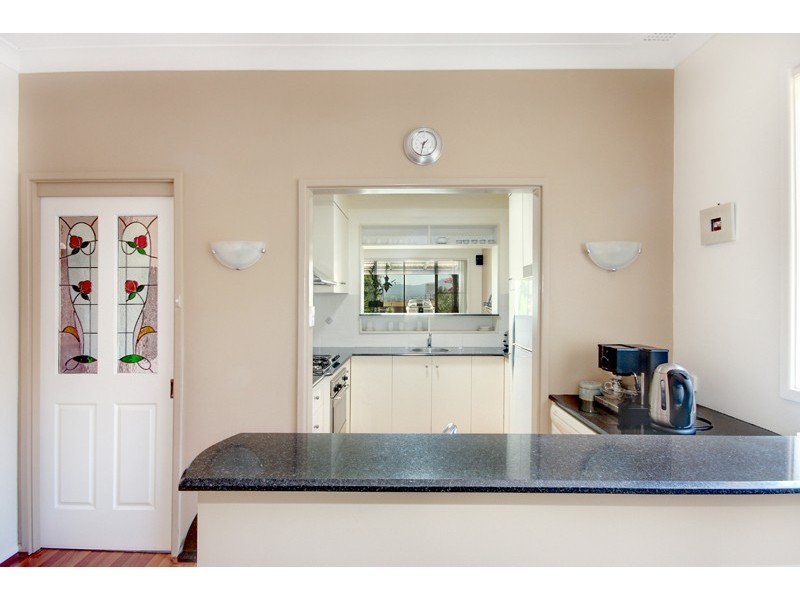 182 Lakeview Parade, Primbee NSW 2502