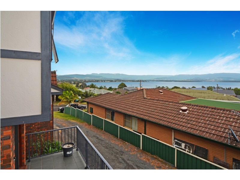 13 Shipton Crescent, Mount Warrigal NSW 2528