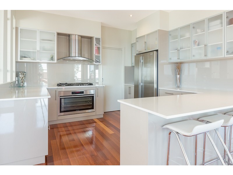 3 Towns Street, Shellharbour NSW 2529