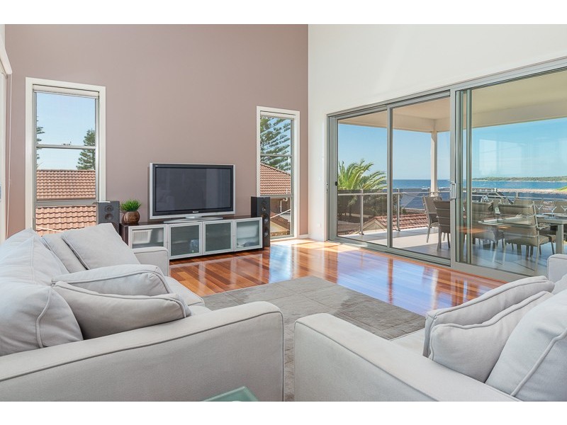 3 Towns Street, Shellharbour NSW 2529