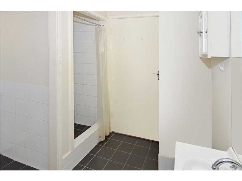 2/57 Lake Entrance Road, Warilla NSW 2528