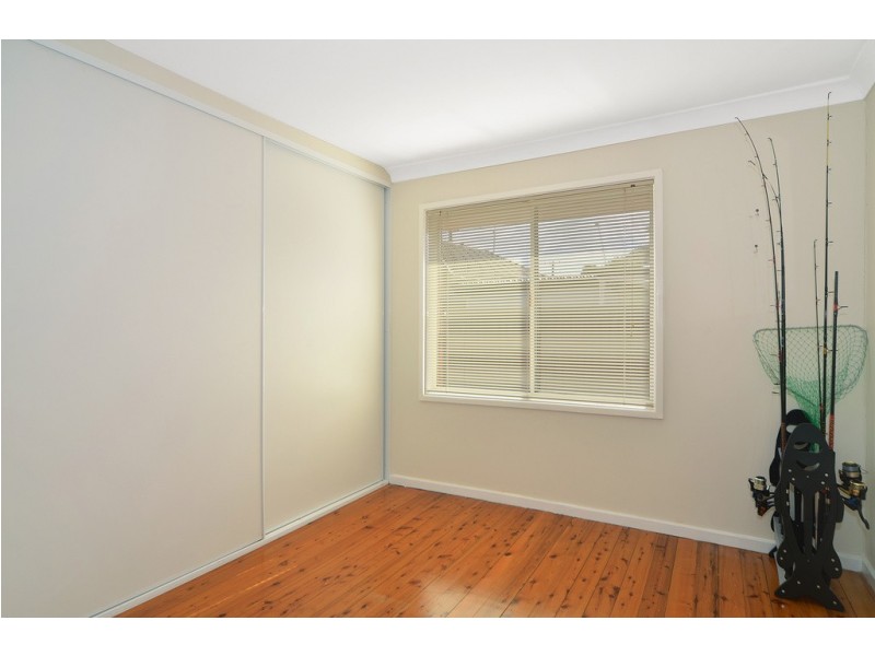 2/57 Lake Entrance Road, Warilla NSW 2528