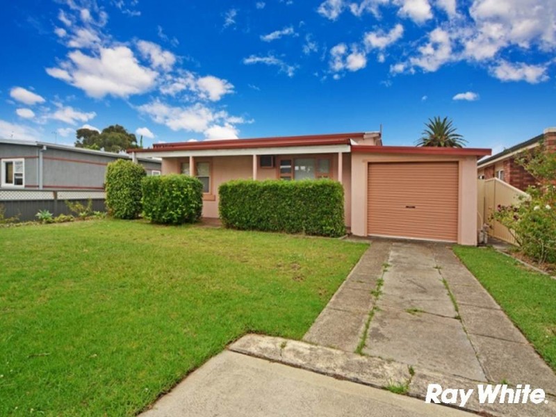 15 Edward Street, Barrack Heights NSW 2528