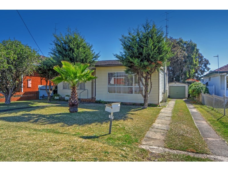 17 Jason Avenue, Barrack Heights NSW 2528
