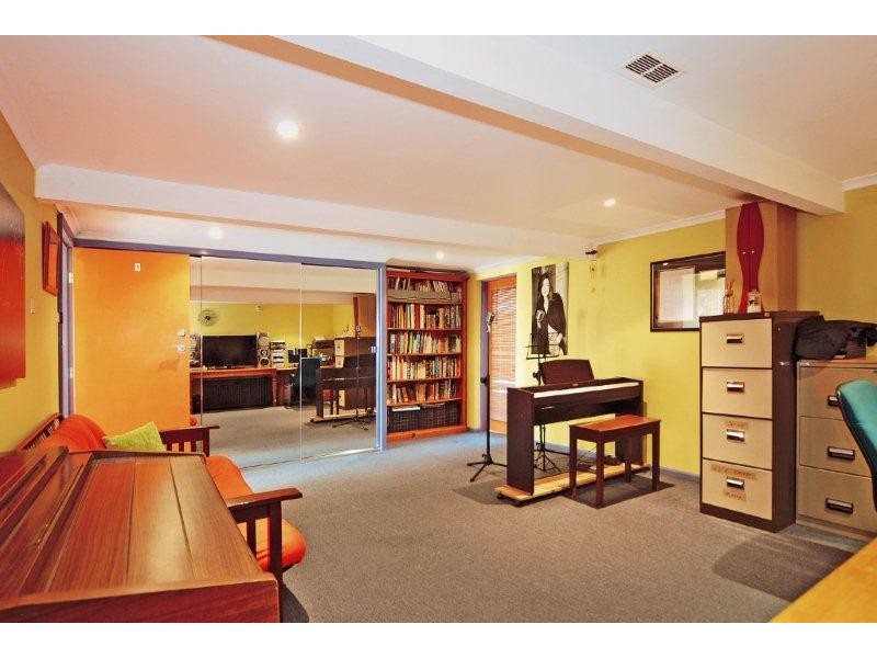 40 Dovers Drive, Port Kembla NSW 2505