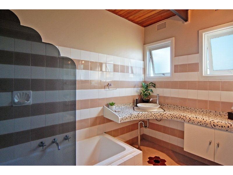 40 Dovers Drive, Port Kembla NSW 2505