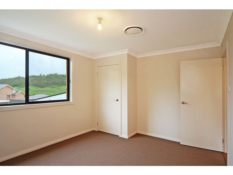 6 Bower Place, Albion Park NSW 2527