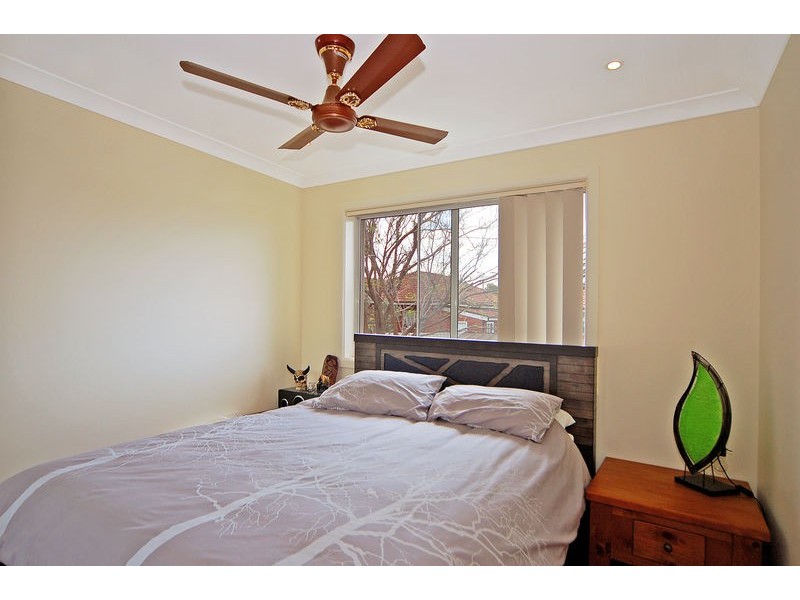 2/23 Banksia Avenue, Windang NSW 2528