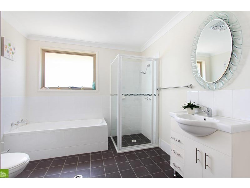 2/14 Koona Street, Albion Park Rail NSW 2527