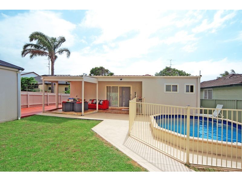 10 Brookfield Avenue, Warilla NSW 2528