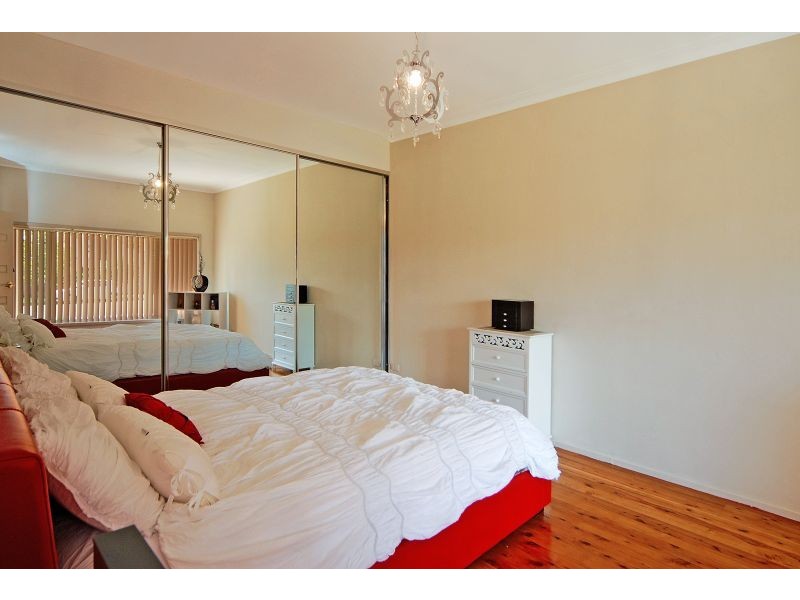 10 Brookfield Avenue, Warilla NSW 2528