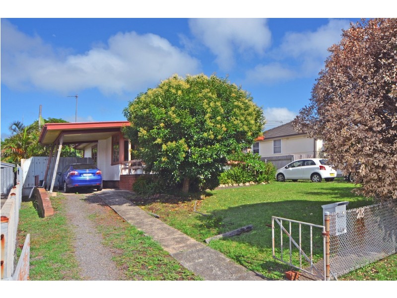 28 Barnes Street, Warilla NSW 2528