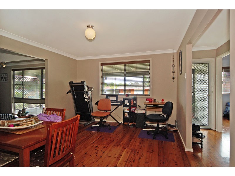 24 Marchant Crescent, Mount Warrigal NSW 2528