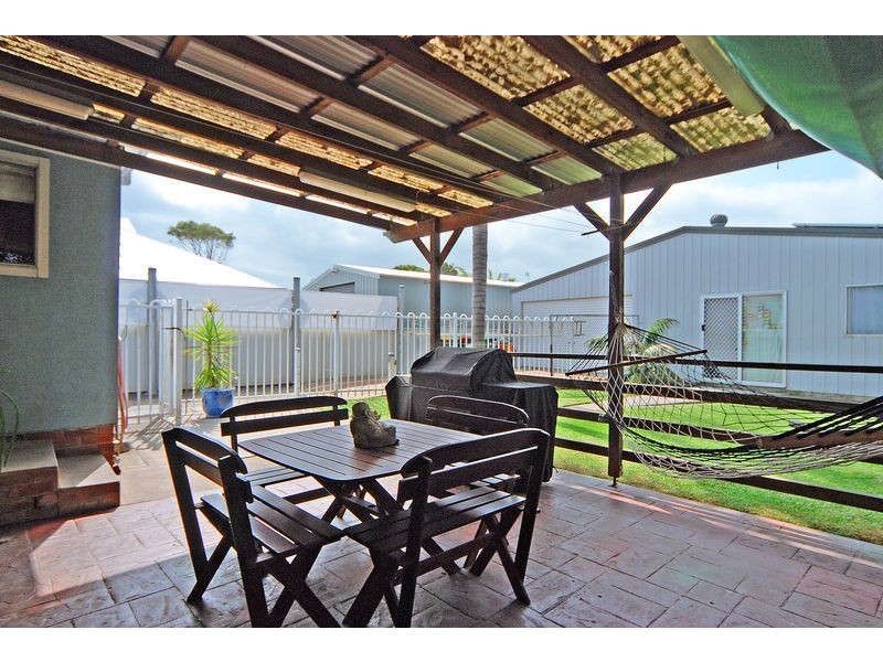 31 Barrack Avenue, Barrack Heights NSW 2528