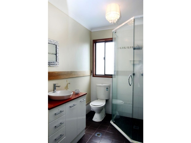 3 Headland Parade, Barrack Point NSW 2528