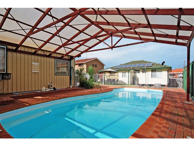 20 Grose Avenue, Barrack Heights NSW 2528