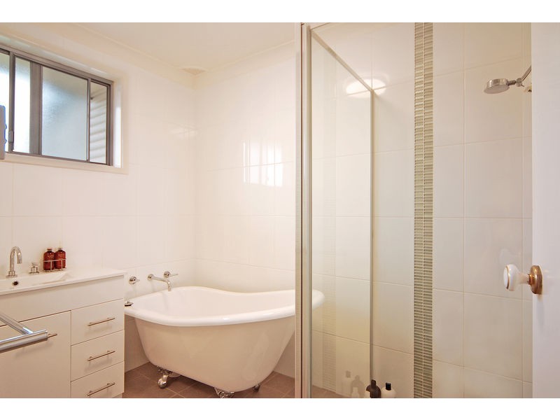 20 Grose Avenue, Barrack Heights NSW 2528