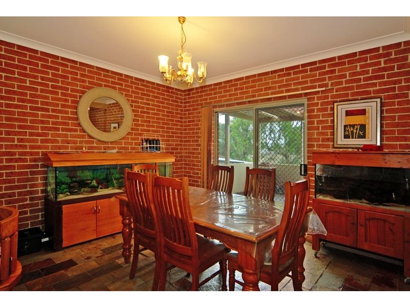 2/4 Echidna Place, Blackbutt NSW 2529