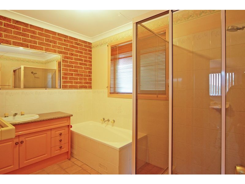 2/4 Echidna Place, Blackbutt NSW 2529