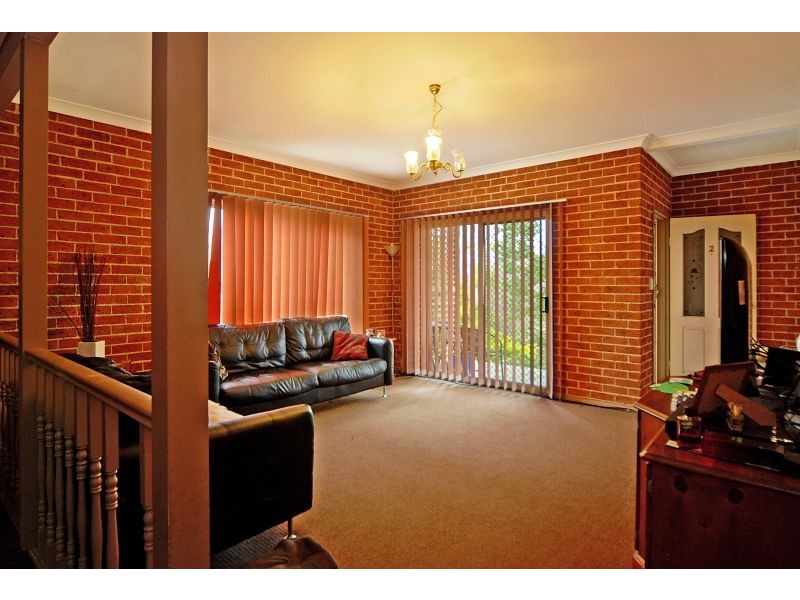 2/4 Echidna Place, Blackbutt NSW 2529