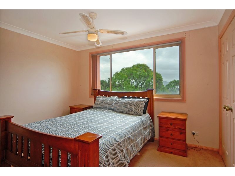 2/4 Echidna Place, Blackbutt NSW 2529