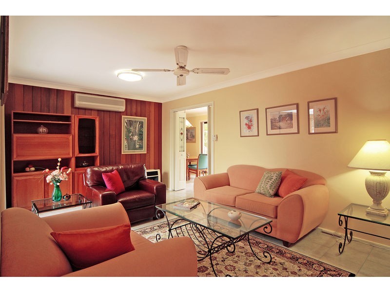 48 The Esplanade, Oak Flats NSW 2529