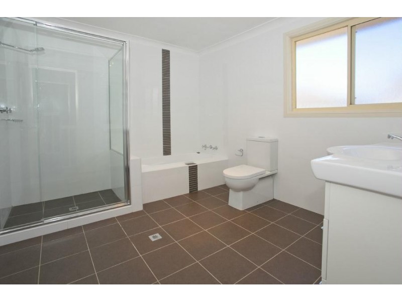 2/90 Kurrajong Street, Windang NSW 2528