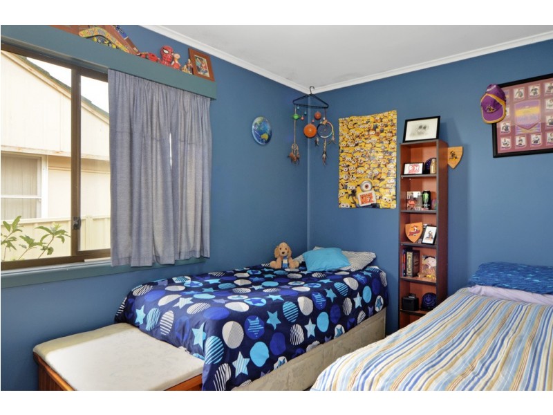 12 Girraween Avenue, Lake Illawarra NSW 2528