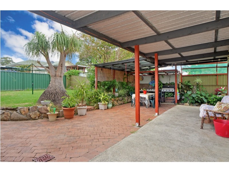 12 Girraween Avenue, Lake Illawarra NSW 2528