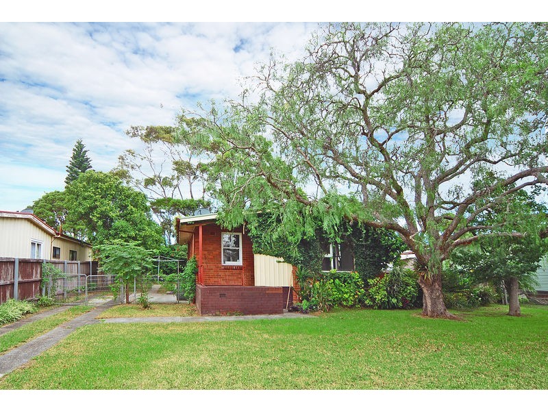 9 Lindwall Street, Warilla NSW 2528