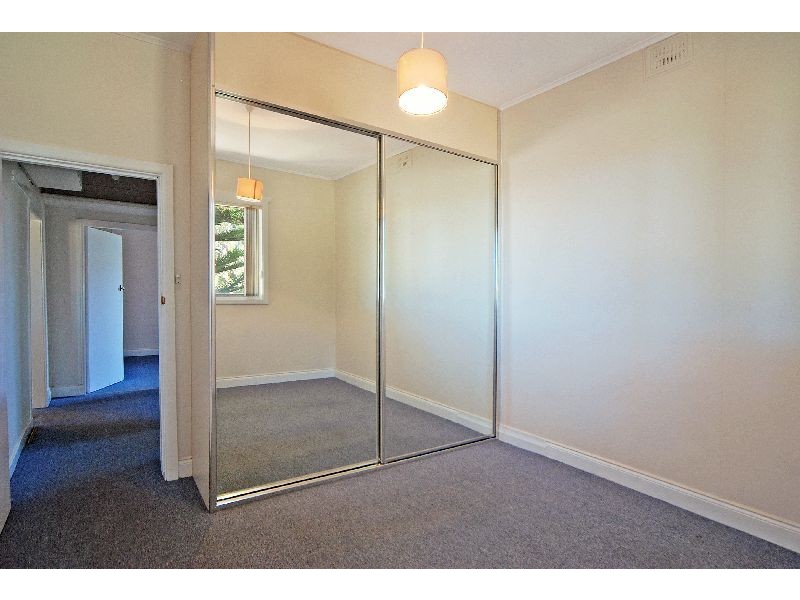 8 Overhill Road, Primbee NSW 2502
