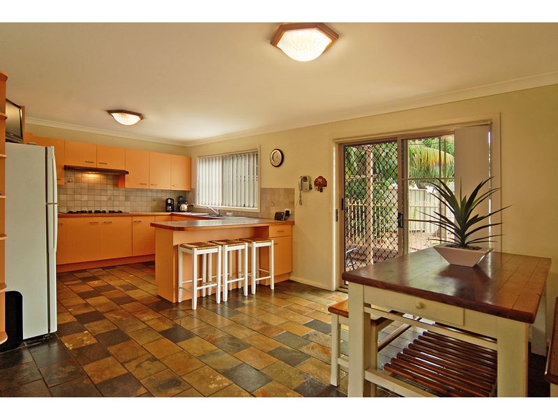 32 Charlotte Crescent, Albion Park NSW 2527
