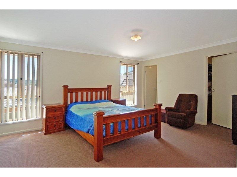 119 Daintree Drive, Albion Park NSW 2527