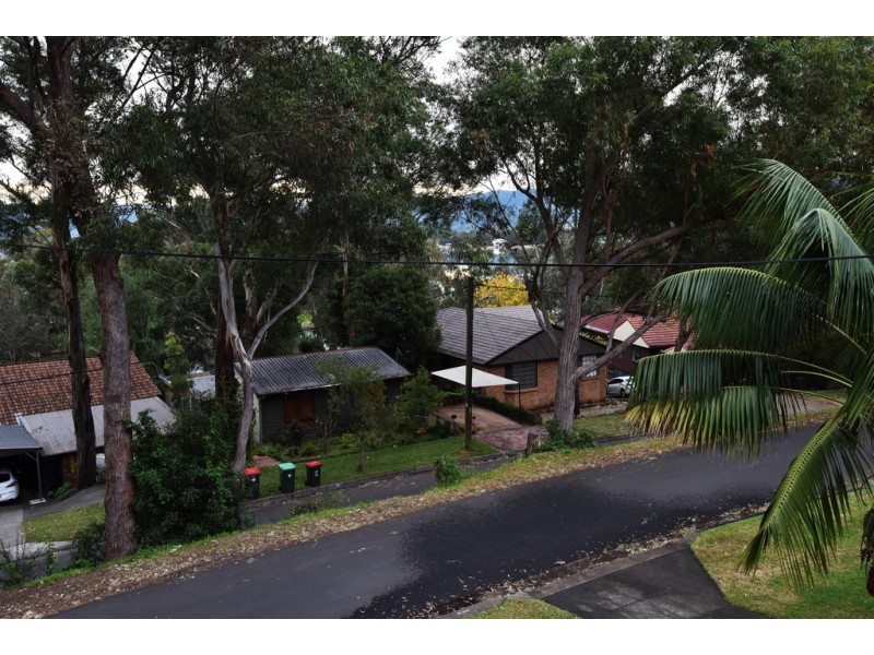 12 Bridge Avenue, Oak Flats NSW 2529