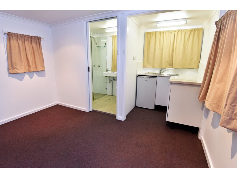 12 Bridge Avenue, Oak Flats NSW 2529