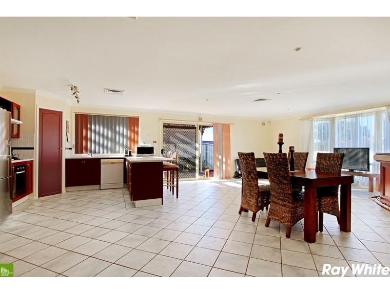10 Downes Drive, Albion Park NSW 2527