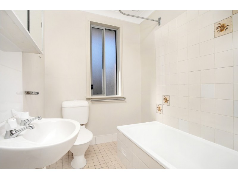 9 Lindwall Street, Warilla NSW 2528