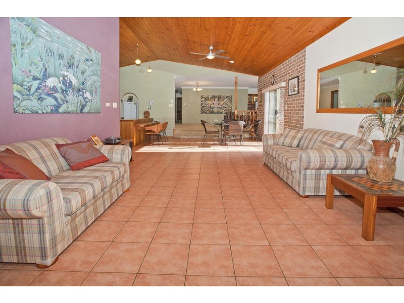 1 Spring Creek Drive, Kiama NSW 2533