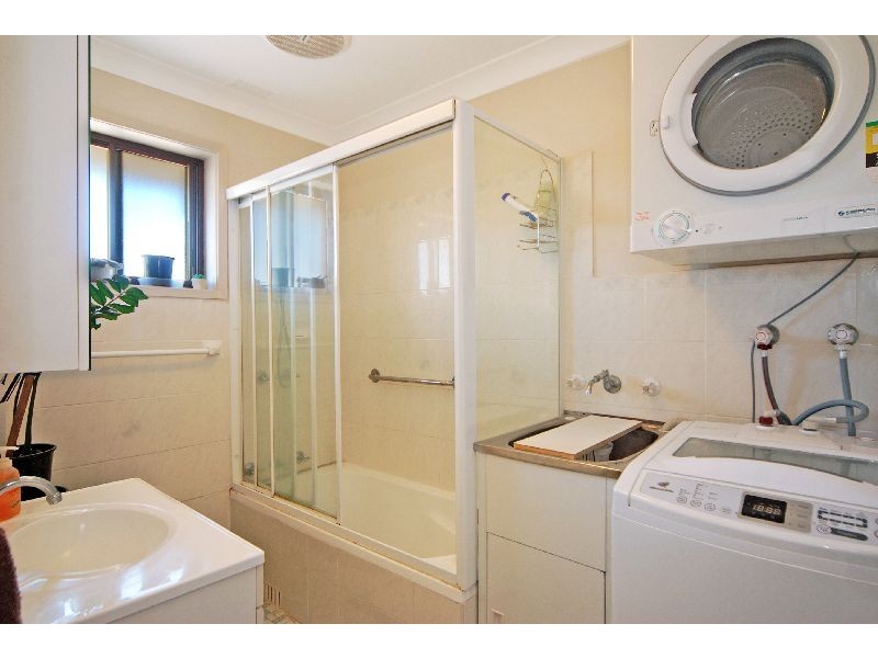 8/20-22 Lendine Street, Barrack Heights NSW 2528