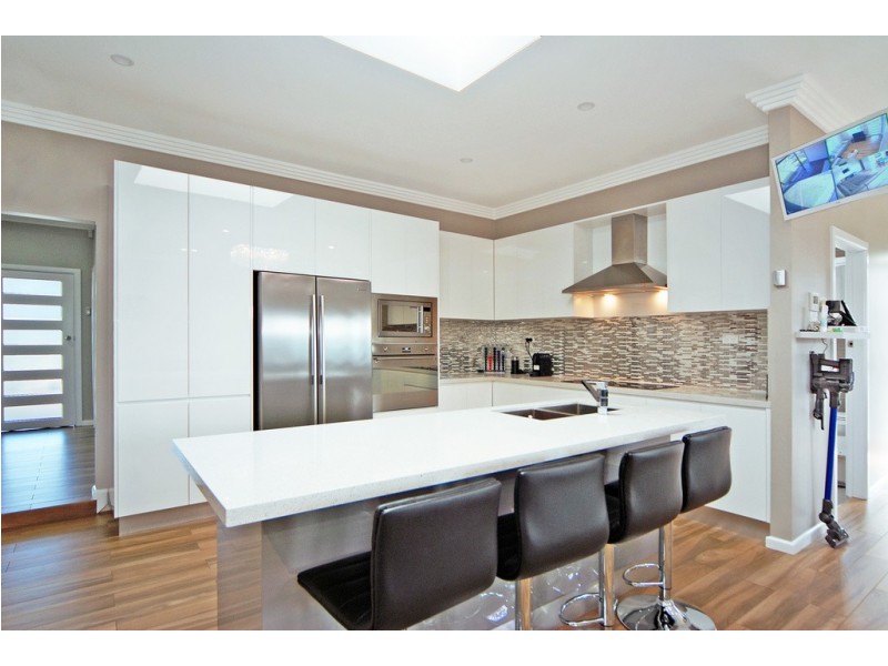 88 Flagstaff Road, Warrawong NSW 2502