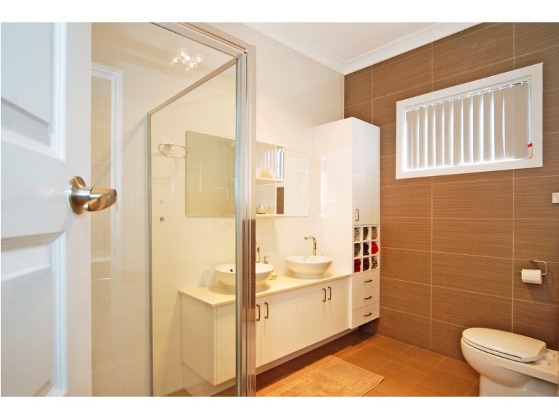 88 Flagstaff Road, Warrawong NSW 2502